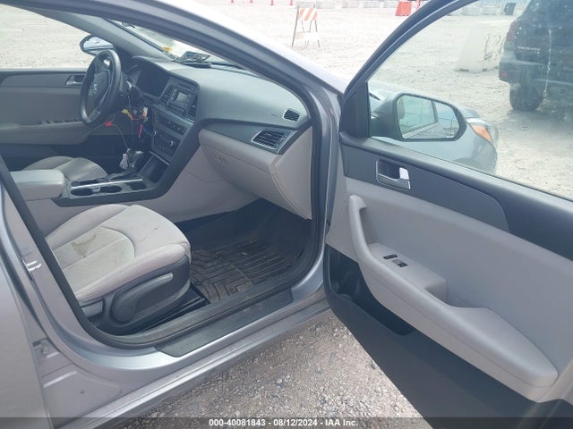 Hyundai SONATA SE 2015 5NPE24AF3FH128027 Image 5