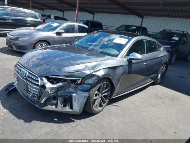 WAUB4CF50JA045613 Audi S5 3.0t Premium Plus