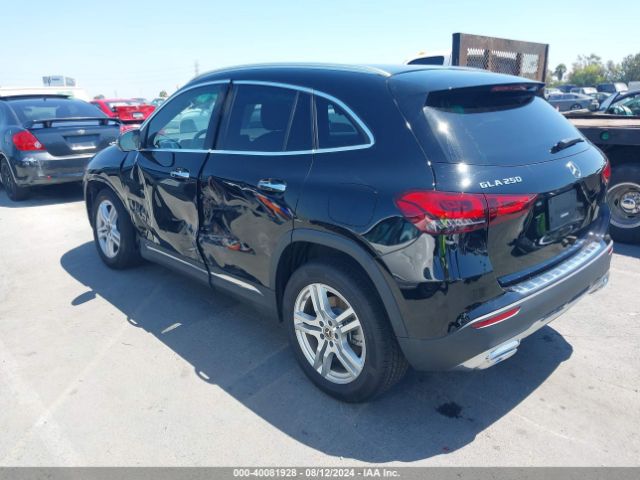 W1N4N4GB0NJ394773 Mercedes-Benz GLA 250