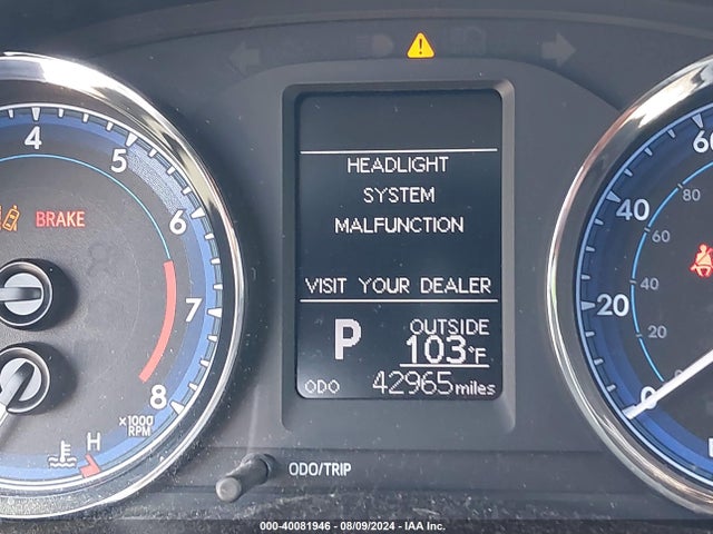 Toyota COROLLA LE 2017 5YFBURHE5HP734829 Image 16