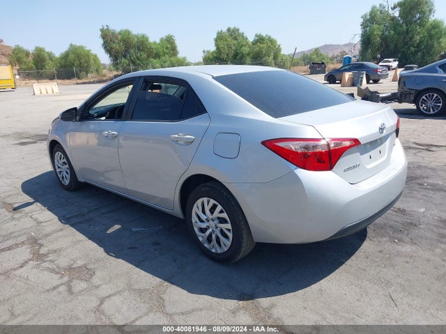 Toyota COROLLA LE 2017 5YFBURHE5HP734829 Image 3
