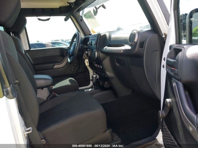 1C4AJWAGXEL258385 Jeep Wrangler Sport