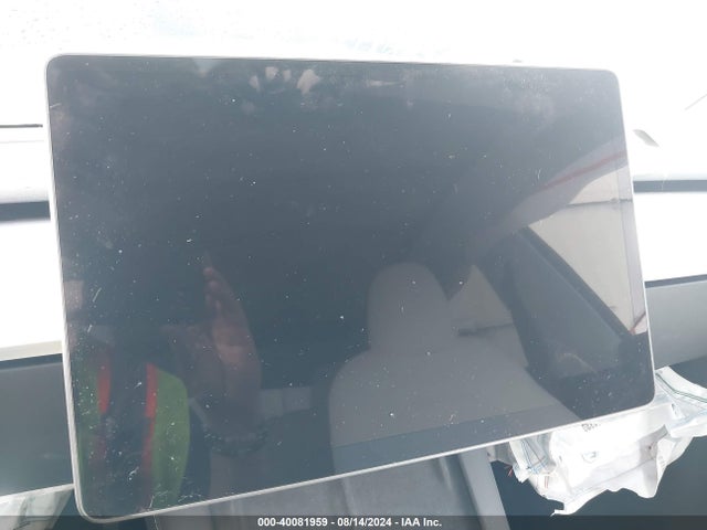 2024 TESLA MODEL Y 7SAYGDEF5RF050283 Photo 6