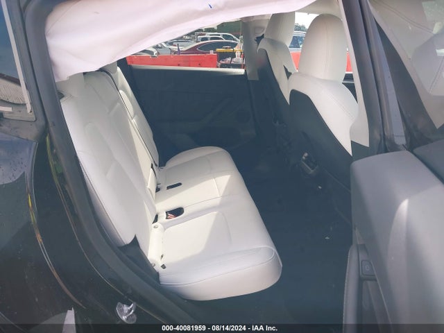2024 TESLA MODEL Y 7SAYGDEF5RF050283 Photo 7