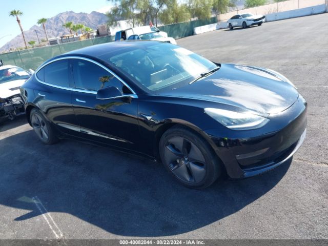 Tesla Model 3 Long Range/mid Range 2018 5YJ3E1EA1JF156847 Image 1