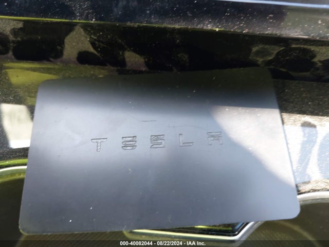Tesla Model 3 Long Range/mid Range 2018 5YJ3E1EA1JF156847 Image 11