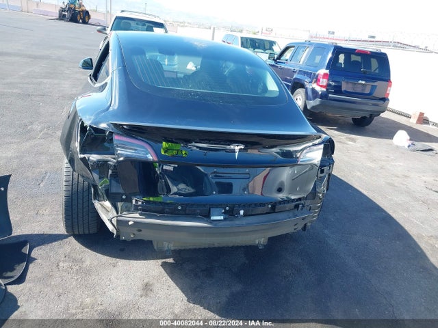 Tesla Model 3 Long Range/mid Range 2018 5YJ3E1EA1JF156847 Image 6