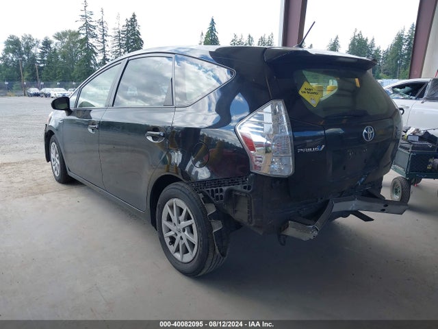 Toyota Prius V Two 2014 JTDZN3EU4E3315900 Image 3