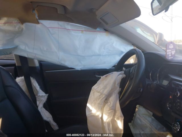 2T1BURHE8EC145852 Toyota Corolla Le Premium