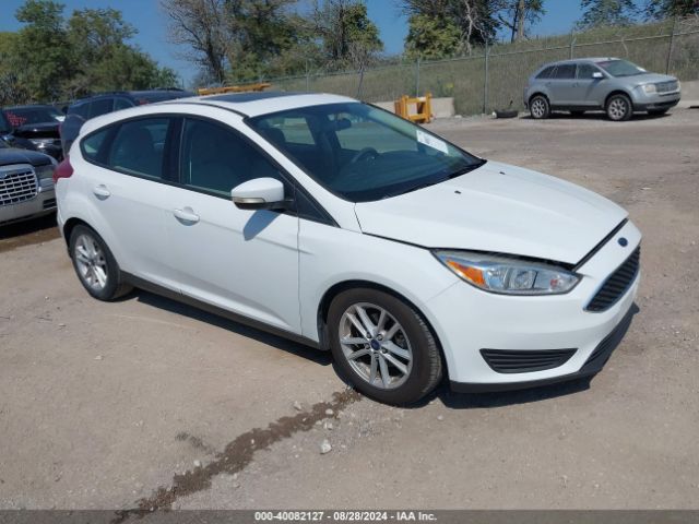Ford FOCUS SE 2015 1FADP3K2XFL329332 Image 1