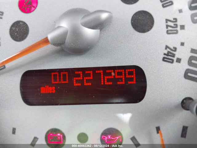 2003 MINI COOPER S WMWRE33403TD63409 Photo 6