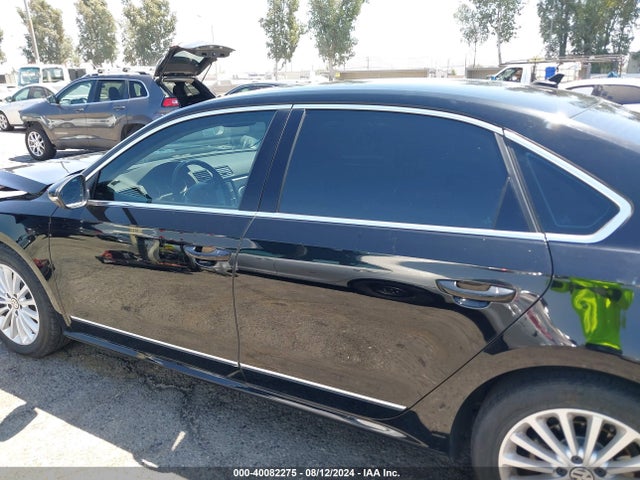 1VWBT7A35GC065496 Volkswagen Passat 1.8t Se