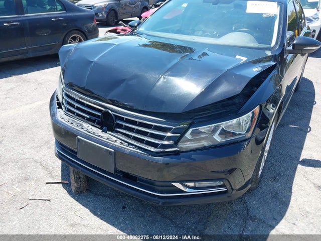 1VWBT7A35GC065496 Volkswagen Passat 1.8t Se