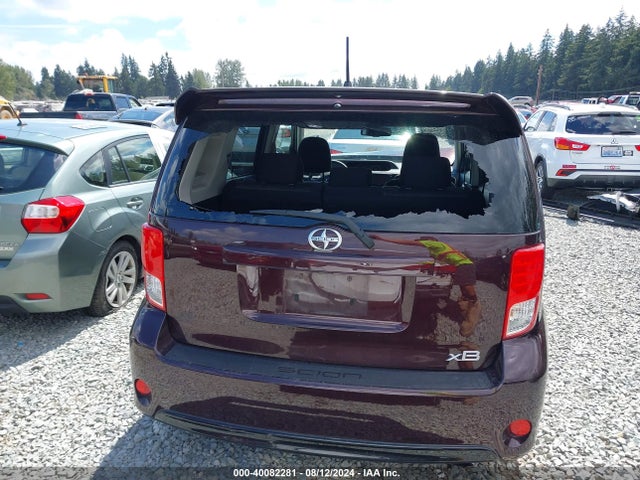 Scion XB 2015 JTLZE4FEXFJ077159 Image 16