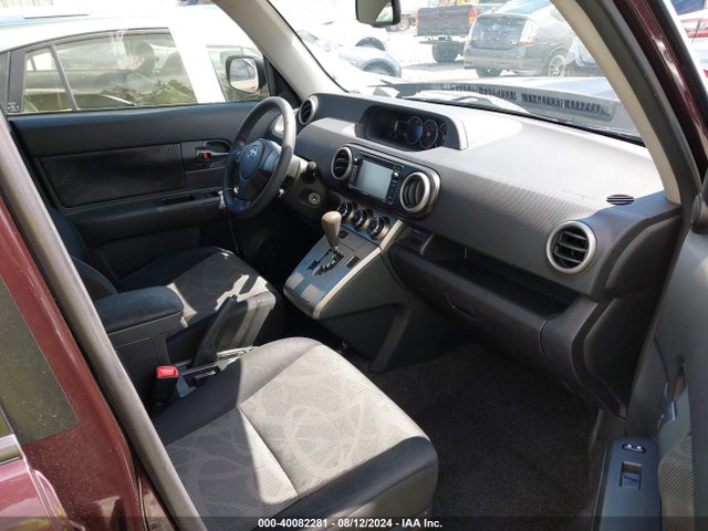 JTLZE4FEXFJ077159 Scion XB