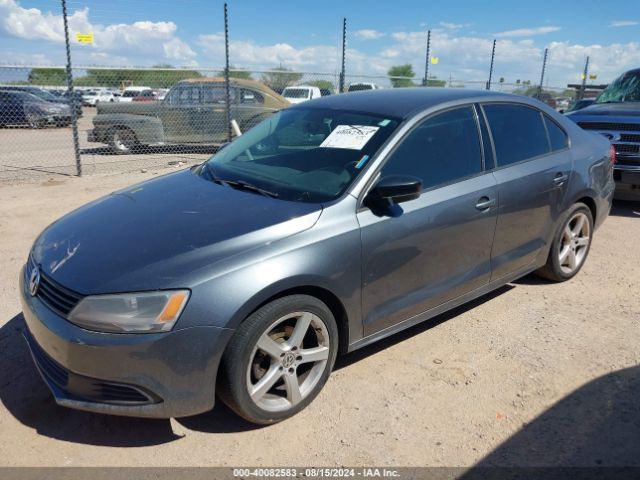 3VW2K7AJ5EM217029 Volkswagen Jetta 2.0l S