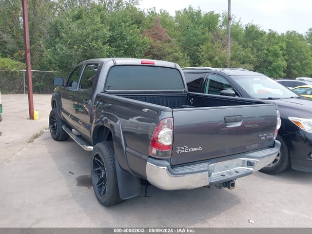 Toyota Tacoma Prerunner V6 2014 5TFJU4GN5EX061098 Image 3