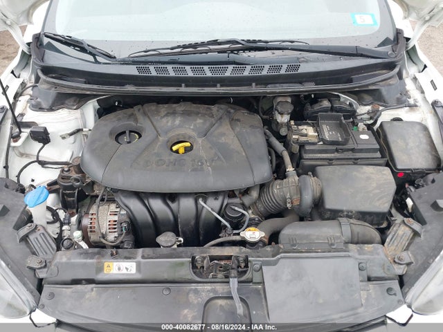 5NPDH4AE5GH784801 Hyundai ELANTRA SE