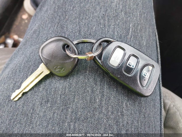 5NPDH4AE5GH784801 Hyundai ELANTRA SE