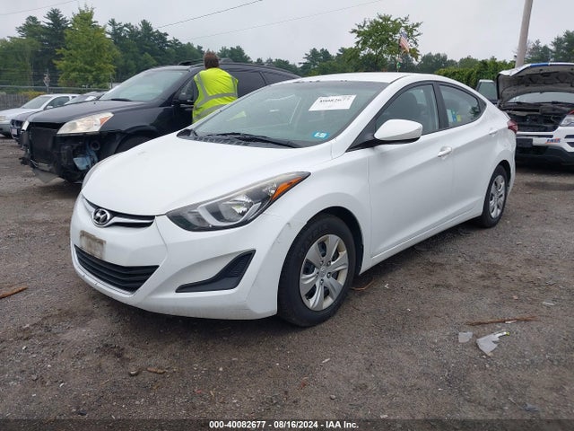 5NPDH4AE5GH784801 Hyundai ELANTRA SE