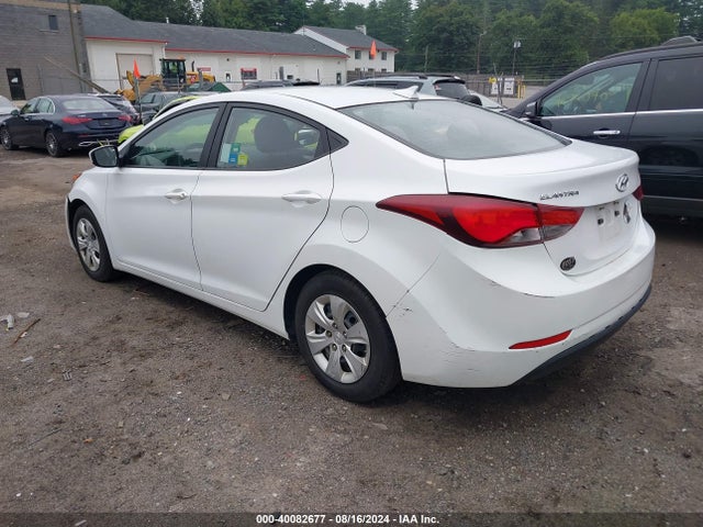 5NPDH4AE5GH784801 Hyundai ELANTRA SE