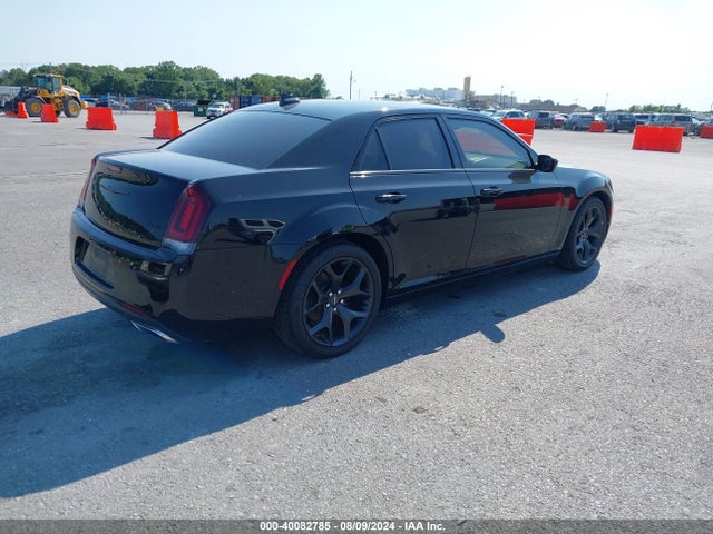 2C3CCAAG4LH209302 Chrysler 300 Touring