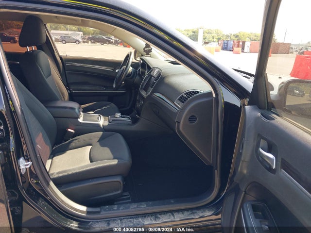 2C3CCAAG4LH209302 Chrysler 300 Touring
