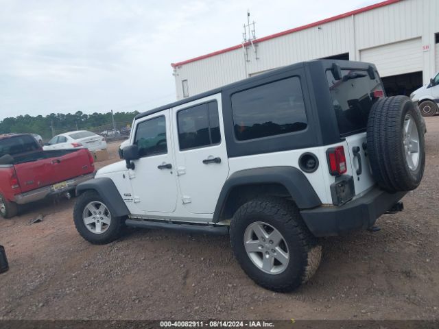 1C4BJWDG8FL520972 Jeep Wrangler Unlimited Sport