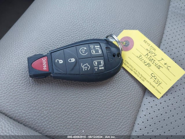 2C4RC1CG1ER311480 Chrysler Town & Country Touring-l