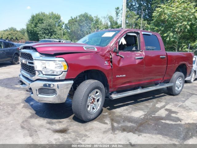 3C6UR5CL3LG124118 RAM 2500 Tradesman  4x4 6'4 Box