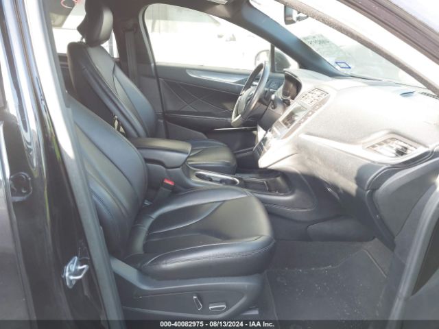 5LMCJ1C91KUL35315 Lincoln Mkc Standard