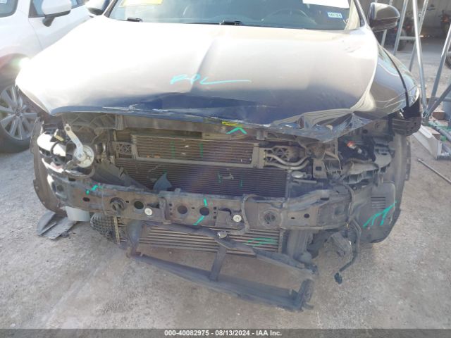 5LMCJ1C91KUL35315 Lincoln Mkc Standard