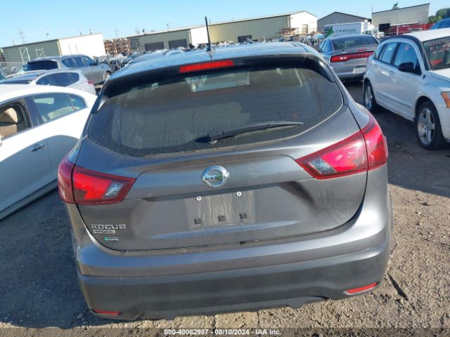 JN1BJ1CP0KW529570 Nissan Rogue Sport S