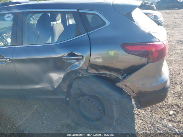 JN1BJ1CP0KW529570 Nissan Rogue Sport S