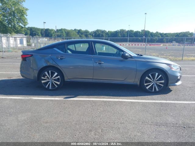 1N4BL4CW6NN340325 Nissan Altima Sr Intelligent Awd