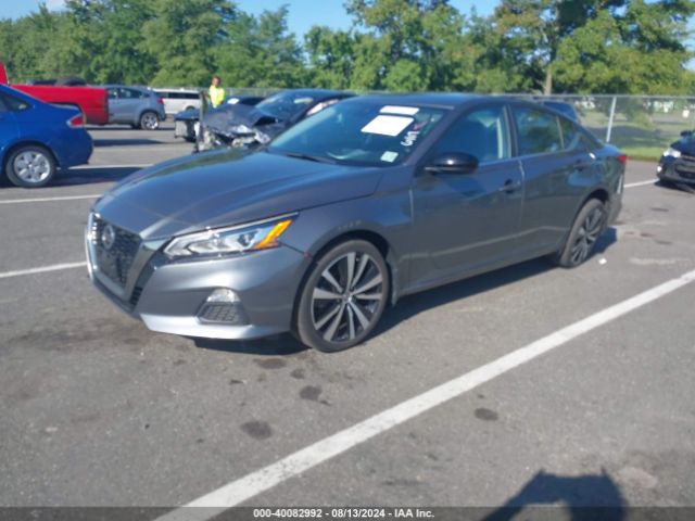 1N4BL4CW6NN340325 Nissan Altima Sr Intelligent Awd
