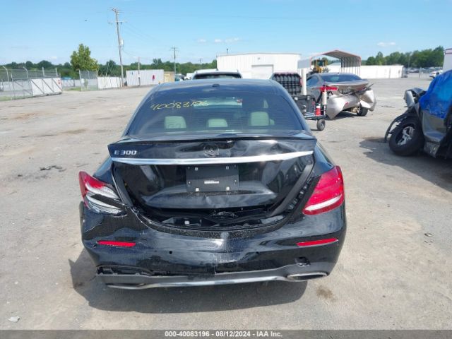 Mercedes-Benz E 300 2019 WDDZF4JB0KA504662 Image 16