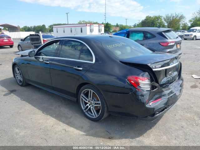 Mercedes-Benz E 300 2019 WDDZF4JB0KA504662 Image 3