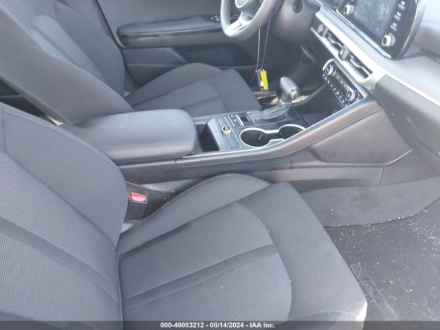 5XXG14J27PG188544 KIA K5 LXS