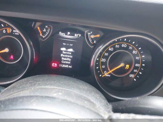 1C4HJXDG8JW170850 Jeep Wrangler Unlimited Sport S 4x4