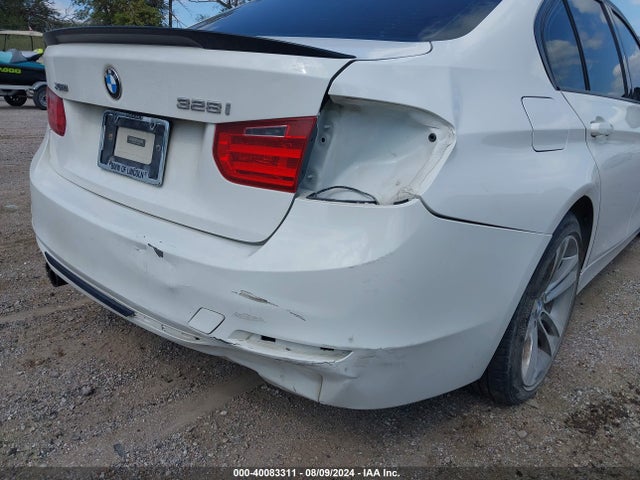 WBA3B3C57EJ977800 BMW 328i Xdrive