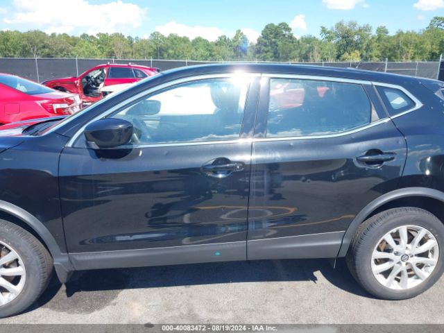 JN1BJ1AV2NW582454 Nissan Rogue Sport S Fwd Xtronic Cvt