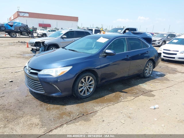 Toyota CAMRY XLE 2015 4T1BF1FK5FU938935 Image 2