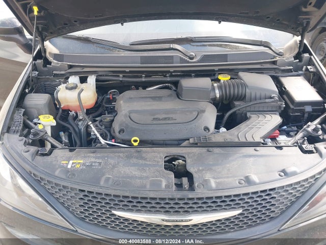 2C4RC1CG9NR223180 Chrysler Voyager Lx