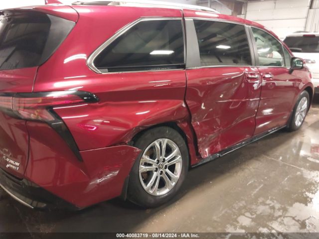 5TDESKFC3MS015804 Toyota Sienna Platinum