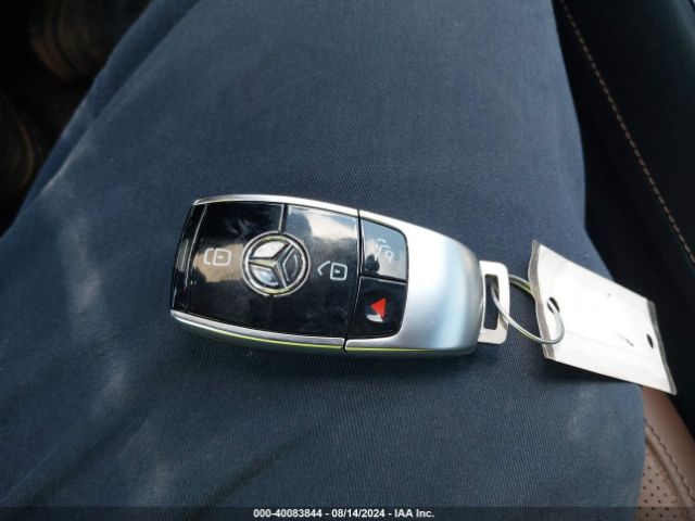 WDDUG8DB9JA401720 Mercedes-Benz S 560