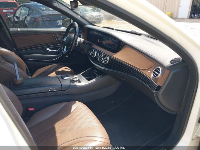WDDUG8DB9JA401720 Mercedes-Benz S 560