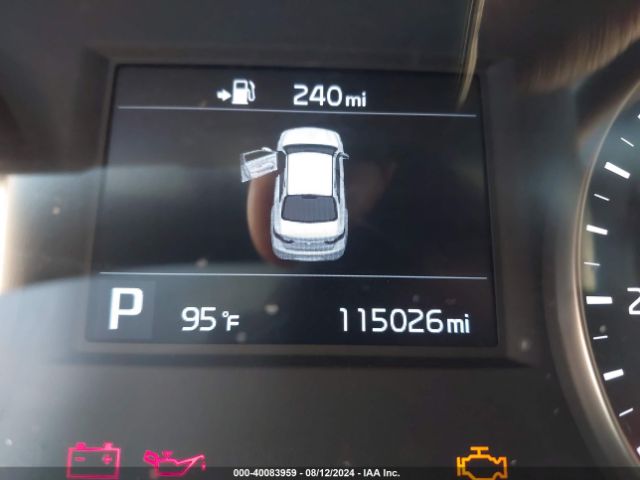 KNALC4J15H5077882 KIA Cadenza Premium