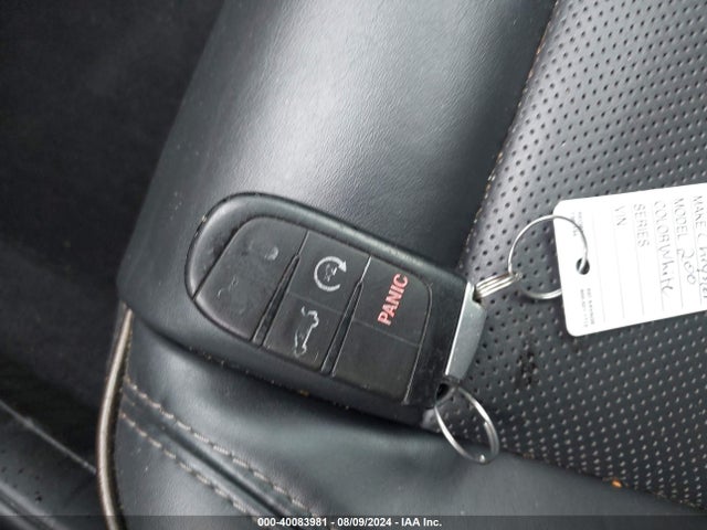 Chrysler 200 C 2015 1C3CCCCG9FN572571 Image 11