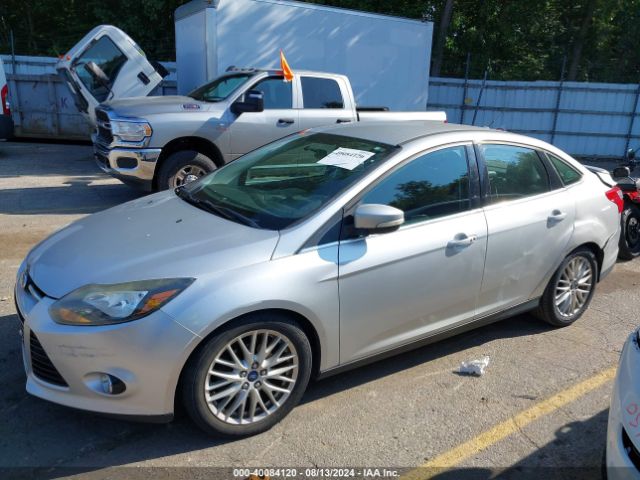 1FADP3J24EL105232 Ford Focus Titanium